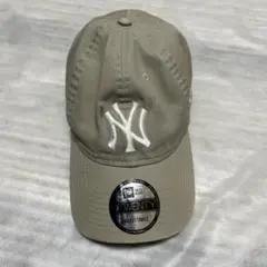 New Era 9TWENTY ベージュキャップ