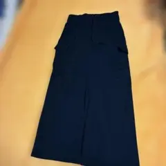 ブラック カーゴロングスカートサイドポケット付き