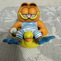 ガーフィールド 浮き輪フィギュア
