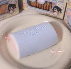 MoMo studio スクイーズ ロールケーキ