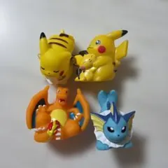 ポケモン　指人形　ピカチュウ　ピチュー　リザードン　シャワーズ