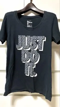 NIKE Tシャツのサムネイル