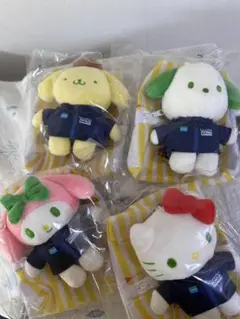 サンリオキャラクターズ×ファミチキマスコットキ 4点セット - メルカリ