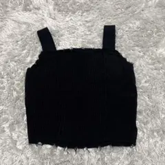 フーズフーギャラリー カップ付きタンクトップ　ショート丈 ニットキャミソールのサムネイル