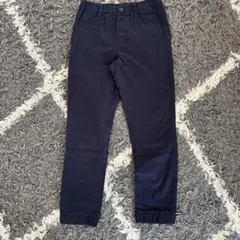 【送料込】UNIQLO ズボン　ネイビー　135〜145cm