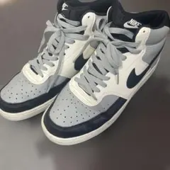 Nike ハイカットスニーカー グレー/ホワイト/ブラック