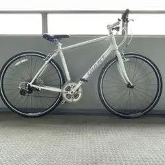 GIANT ESCAPE R3 700×28C 24Sのサムネイル