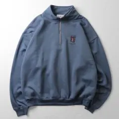 ills プルオーバーハーフジップスウェット　ブルー　ワンポイント刺繍