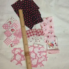 いちご柄のはぎれセット