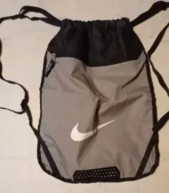 【ナイキ】 プールバッグ？ドローストリング ナップザック グレー