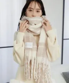 JILL by JILL STUART チェックループヤーンストールのサムネイル