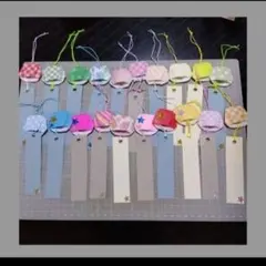 《ハンドメイド》折り紙で作った風鈴（大2 普通20）夏　夏祭り　イベント　壁面飾のサムネイル