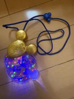 ディズニー30周年記念　ミッキーマウス 　光るストラップ