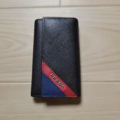 PRADA キーケース サフィアーノレザー ブラック