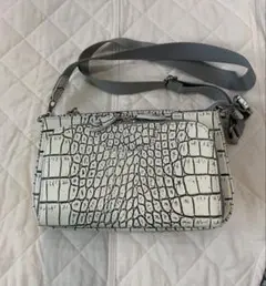 ♡美品 モーダプリンチペ ホワイト クロコダイル風 ショルダーバッグ♡最終値下げ