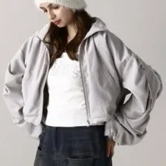 FOREVER 21 袖ボリュームトラックブルゾンのサムネイル
