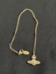 日曜日まで　vivian westwood ネックレス ゴールドのサムネイル
