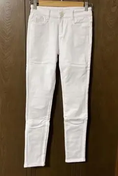 値下げ★新品★ 裏起毛ホワイトデニムパンツ 防寒