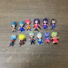ドラゴンボール　ガチャガチャフィギュア12体セット