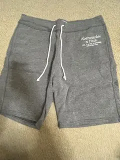 Abercrombie & Fitch グレー ショートパンツ Lサイズ