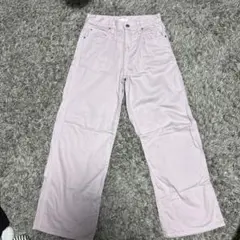 薄いピンク ワイドレッグデニム