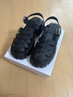 神戸レタス　グルカサンダル ブラックのサムネイル