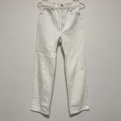 美品　テーパードジーンズ　GU デニムパンツ　ホワイト