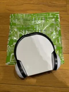 Item thumbnail for item b31012cd-6837-4f15-a988-28b8a9dacc91