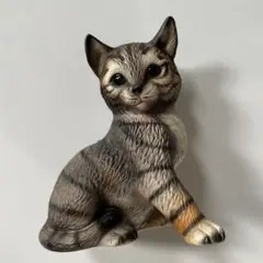 猫　置物　HK Demain ドマン フィギュリン キジトラ
