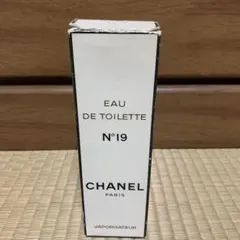 CHANEL Eau de Toilette N°19