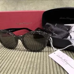 【新品未使用】フェラガモサングラス Salvatore Ferragamo サルヴァトーレ フェラガモ サングラス