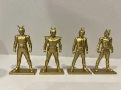 ゴールド 仮面ライダー フィギュア 4体セット