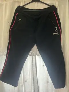 Puma ブラックジャージパンツ サイドライン