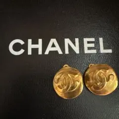 CHANEL シャネル【美品】ビンテージ サッカーボール イヤリング - メルカリ
