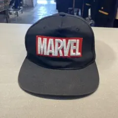 MARVEL ロゴ刺繍キャップ　マーベル　ブラック