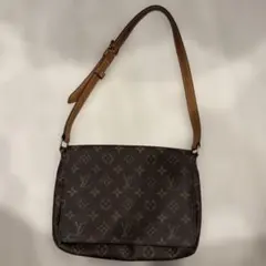 Item thumbnail for item 9fba4155-94c0-4046-80ba-45ef4718a9d3