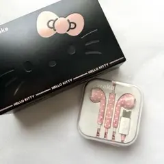 wakemake 韓国　公式品　キティ　コラボ　 有線イヤホン(cタイプ) wakemake 韓国 公式品 キティ コラボ 有線イヤホン(cタイプ) - メルカリ