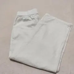 ワイドパンツ白