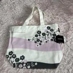 ルートート　トートバッグ　キャンバス生地　花柄