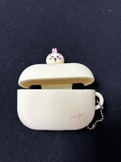 ちいかわ　うさぎ　AirPodsケース (AirPodsPro第二世代)