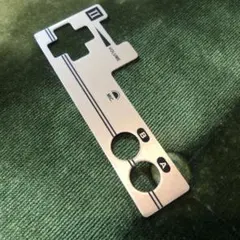 ファミコン　コントローラーの新品金属部分