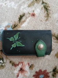 ALZUNI 蝶模様 レザー長財布 黒/緑