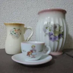花柄カップとソーサーセット マニー