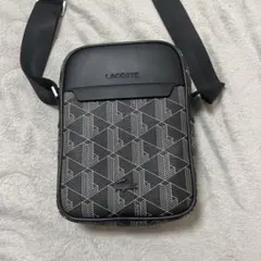 LACOSTE モノグラム ショルダーバッグ