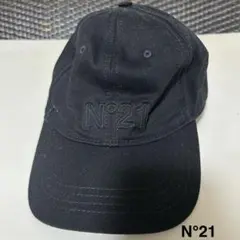 新品未使用　N°21 ヌメロヴェントゥーノ n21 キャップ ブラックのサムネイル