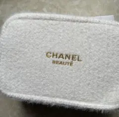 シャネル 限定ポーチ