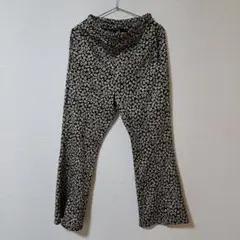 Lutique ルティーク しまむら　レオパード柄　ヒョウ柄　フレアパンツ　L