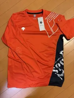 DESCENTE 長袖Tシャツ オレンジ Mのサムネイル