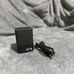 GoPro デュアルバッテリーチャージャー AHBBP-301 - メルカリ