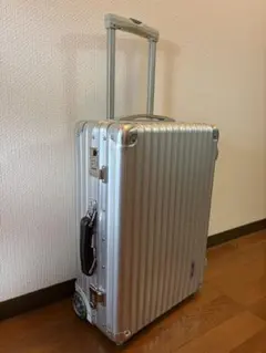 【微ジャンク】RIMOWA スーツケース　アルミ製　大型【送料無料】 微ジャンク】RIMOWA スーツケース アルミ製 大型【送料無料】 - メルカリ